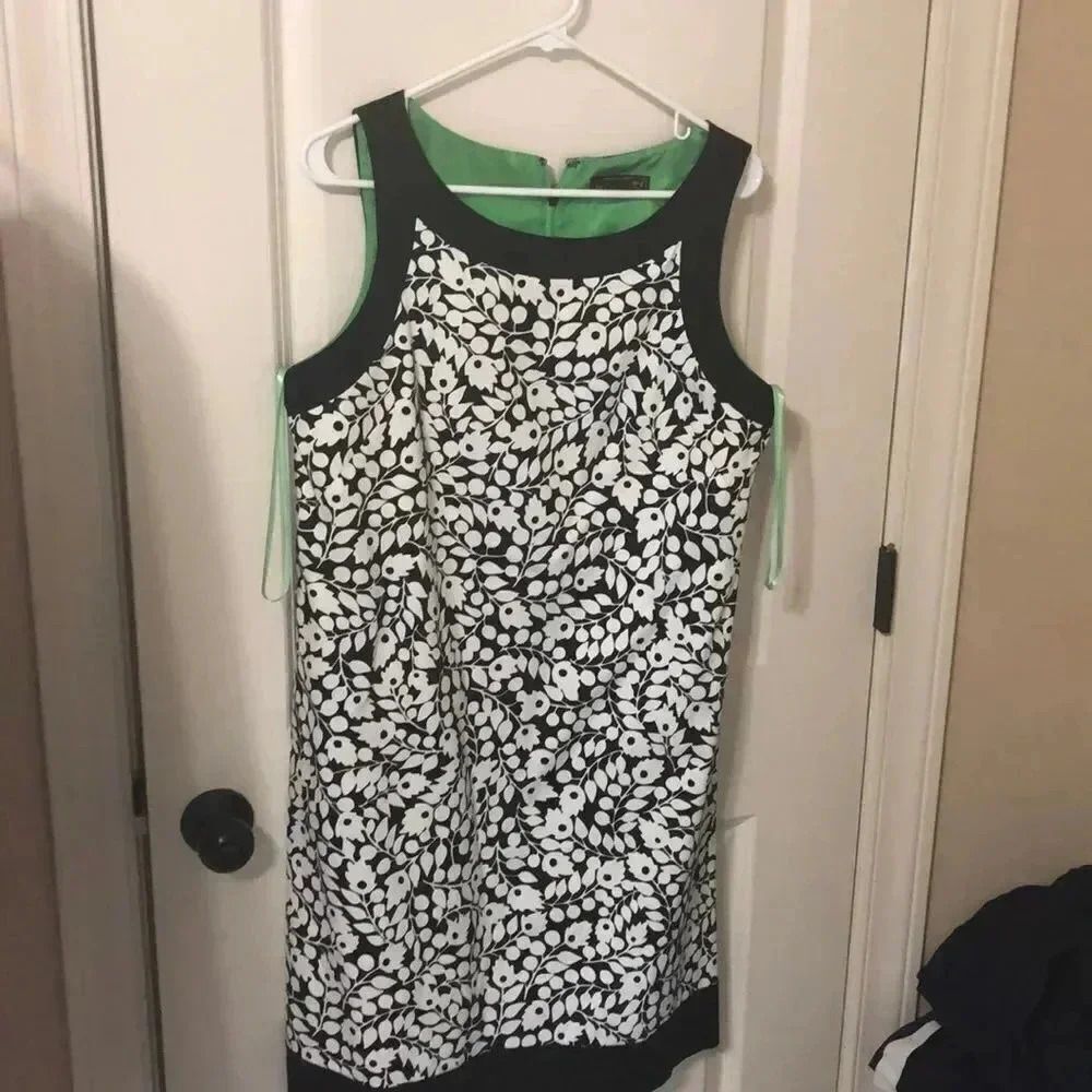 Jessica Howard black and white floral dress